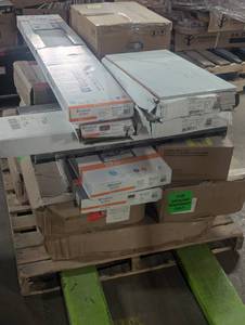 lot 23 image: Full Pallet Mixed Flooring - Tile, Vinyl and More