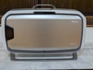 Fellowes AeraMax PRO AM4S Commercial Grade Portable Germicidal Dust Collecting Air Cleaner