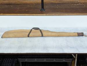 lot 64 image: 53 Soft Gun Carrying Case - KOLPIN - USA