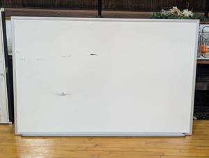 lot 71 image: 72 x 46.25 White Board with Tray - Used Markings