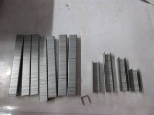 lot 38 image: RYOBI 38 x 12 Heavy Duty Crown Staples - A1033812 OPEN BOX