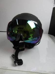 lot 64 image: SMITH Survey MIPS Snowboard Helmet with Built in Goggle (Matte Black (ChromaPop Everyday Green Mirror), Medium) MINOR SCRATCHES ON LENSES, HAIR INSIDE, USED