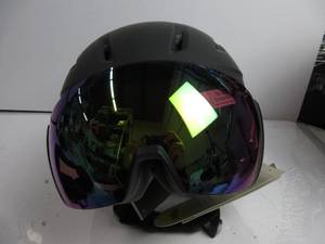 lot 133 image: SMITH Survey MIPS Snowboard Helmet with Built in Goggle (Matte Black (ChromaPop Everyday Green Mirror), Large) SOME SCRATCHES, USED