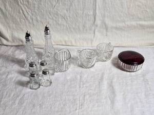 lot 242 image: Vintage Glassware including Salt and Pepper Shakers