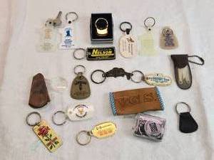 lot 264 image: Variety of Vintage Keychains