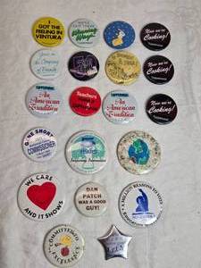 lot 278 image: Button Collection Featuring Tupperware and Educational Themes