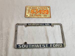 lot 290 image: Minnesota Motorcycle License Plate and Southwest Ford Frame
