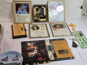lot 311 image: Religious Memorabilia and Home Decor