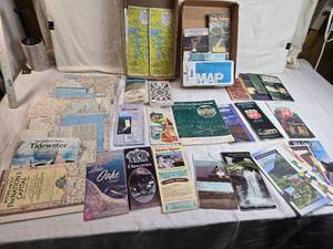 lot 321 image: Travel Maps and Brochures Collection including a bunch of National Geographic Maps