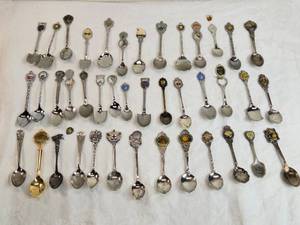 lot 328 image: Huge Lot of Souvenir Spoons