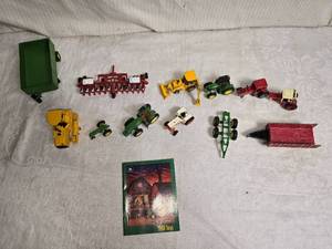 lot 107 image: John Deere and ERTL Diecast Farm Toys and More