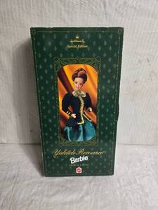 lot 115 image: Hallmark Special Edition Yuletide Romance Barbie Doll 1996