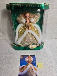lot 123 image: Special Edition 1994 Happy Holidays Barbie Doll