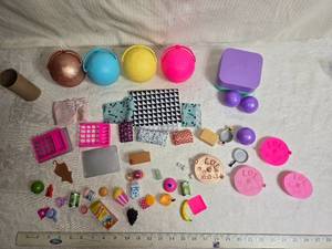 lot 135 image: LOL Surprise Doll Accessories with Capsules and Decor