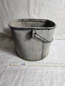 lot 156 image: Galvanized Metal Bucket with Handle