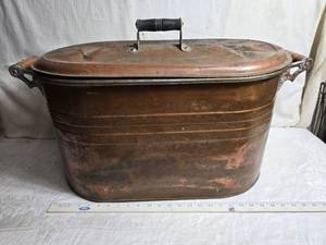 lot 160 image: Antique Copper Wash Tub with Lid and Handles