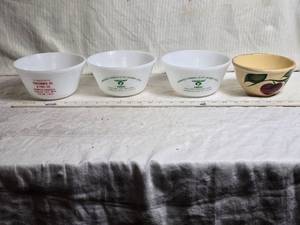 lot 175 image: Mixing Bowls with Advertising including Watt Oven Ware with Apple Design - Land OLakes Springfield Farmers Co-Op Creamery Assn, Schlemmer Oil and Fuel Company