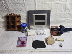lot 189 image: Mixed Lot Digital Clock, Wooden Shelf, Marble Jar, LED Book Light, and More
