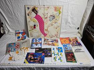 lot 196 image: 1971 Bridal Game & LEGO Booklets Collection