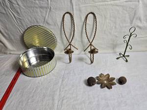 lot 216 image: Assorted Home Decor Items Including Candle Holders and Dish