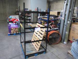lot 106 image: Adjustable Black Metal Frame Built to Fit Onto Pallets - Perfect for Projects