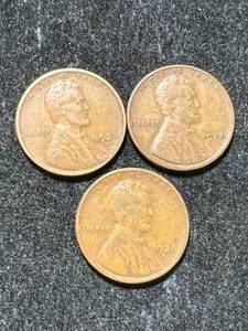lot 16 image: 3 US WHEAT CENTS 1936P-D-S