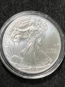 lot 28 image: 2016 AMERICAN SILVER EAGLE 1 TROY OZ .999 FINE SILVER IN AIRTITE