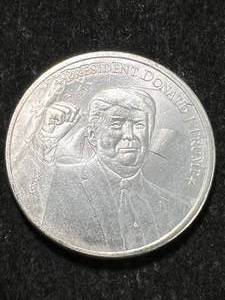 lot 54 image: 1 TROY OZ .999 FINE SILVER DONALD TRUMP ROUND