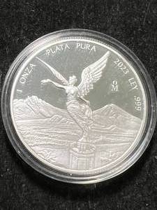 lot 67 image: 2023 MEXICO PLATA PURA 1 TROY OZ .999 FINE SILVER IN AIRTITE
