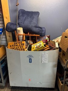Large Lot: DVD's, Tools, Home Depot Returns, Kitchen Items, Purses, Vinyl Records, Home Decor, and More