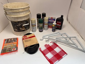 lot 30 image: Bucket of Goodies