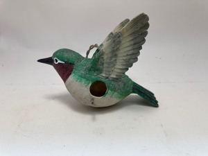 lot 40 image: Humming Bird Bird House