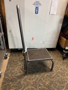 lot 42 image: Step Stool With Handle