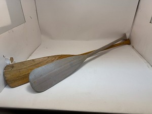 lot 61 image: Lot of (2) Oars