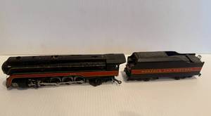 lot 34 image: Bachmann Spectrum HO Scale Steam Locomotive J Class 4-8-4 wTender Norfolk & Western #610
