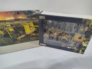 lot 9 image: D-Day Forces of Valor German 88mm Flak Gun New in Box