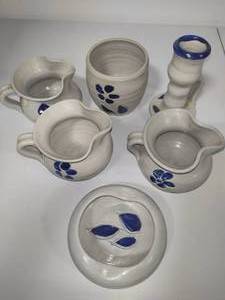 Williamsburg Pottery Assortment