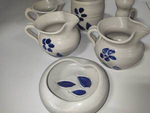 Williamsburg Pottery Assortment