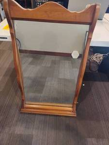 lot 90 image: Large Wooden Mirror