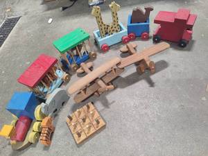 lot 88 image: Wood Circus Train Set & Airplanes