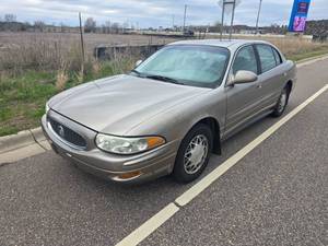 lot 9 image: 2002 Buick Lesabre Limited