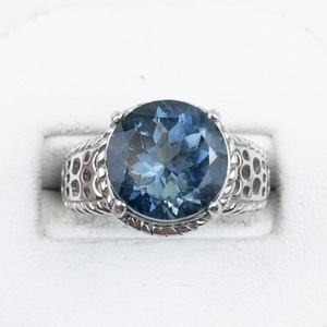 lot 357 image: London Blue Topaz Sterling Silver Ring. Size 6.75 - 7.
