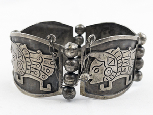 lot 432 image: VKE IGUALA MEXICO Aztec Design Wide Sterling Silver Panel Bracelet.