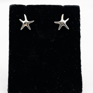 lot 476 image: Starfish Sterling Silver Stud Earrings .