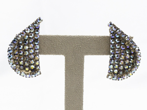 lot 487 image: Half Heart Rhinestone Gold Tone Base Metal Clip-On Earrings .
