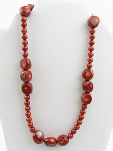 lot 511 image: Red Coral Bead Necklace. New Old Stock