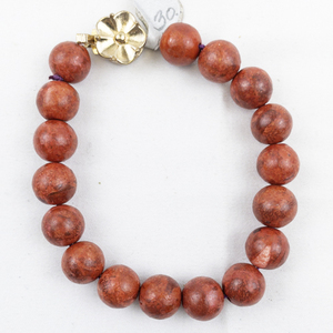 lot 513 image: Red Coral Bead Bracelet. New Old Stock