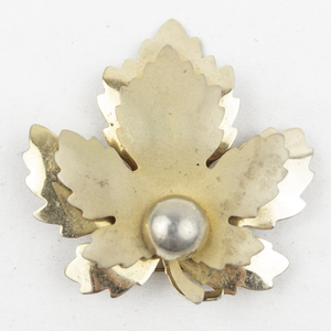 lot 398 image: Layered Leaf Gold Tone Base Metal Brooch .