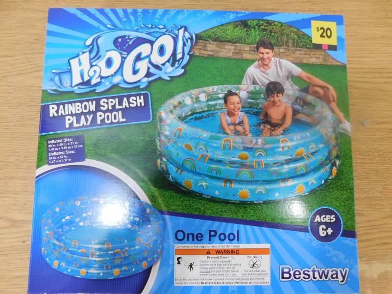 lot 142 image: Inflatable Pool