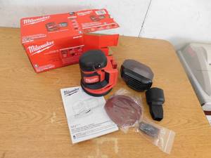 lot 44 image: Milwaukee M18 18V Lithium-Ion Cordless 5 in. Random Orbit Sander (Tool-Only)